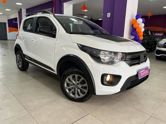 FIAT MOBI 1.0 EVO FLEX TREKKING MANUAL FIAT MOBI 1.0 EVO FLEX TREKKING MANUAL